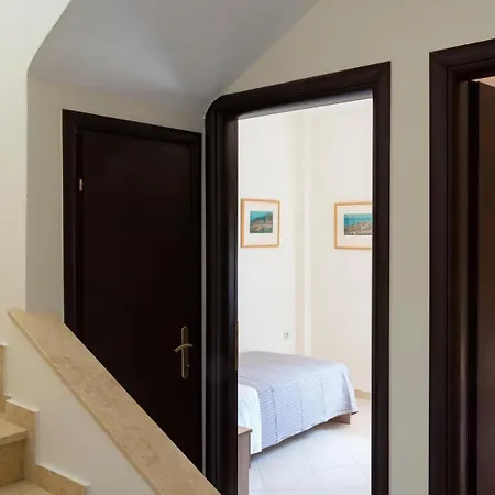 בית נופש Alexandros Maisonettes