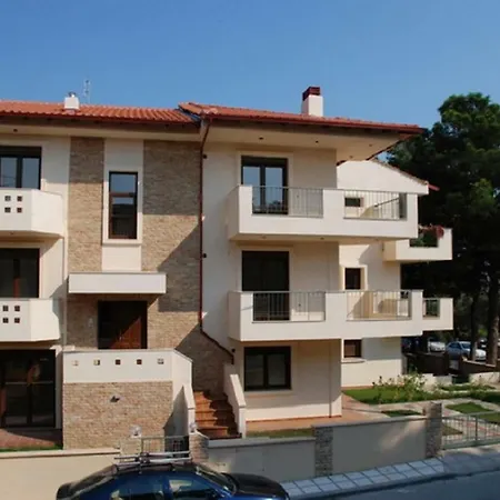Alexandros Maisonettes בית נופש *