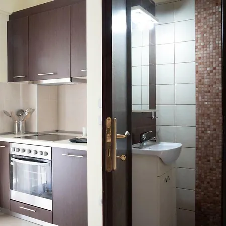 Alexandros Maisonettes Tatil Evi *