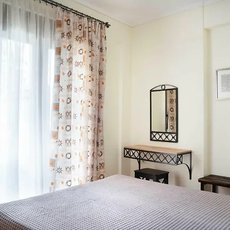 Alexandros Maisonettes