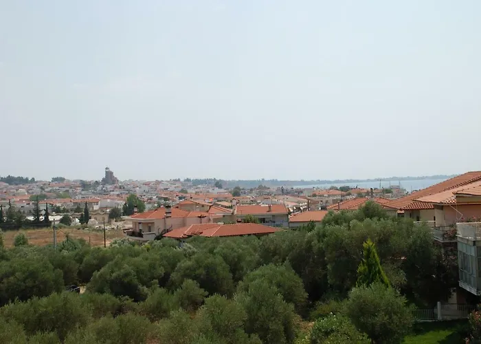 Alexandros Maisonettes *